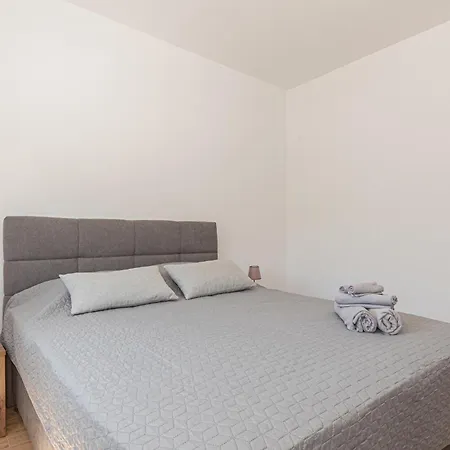 Vikendica In With Wifi *