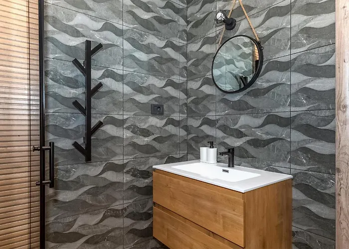 別荘 In With Wifi Trbounje